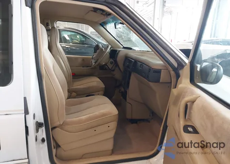 1993 Plymouth Grand Voyager Se z USA, uszkodzony, nr VIN 1P4GH44R2PX534086